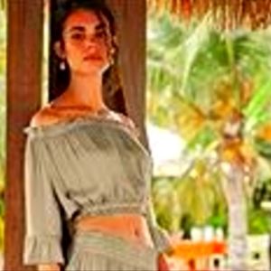 VENUS Top/Cover-up, sage color, XL, top only